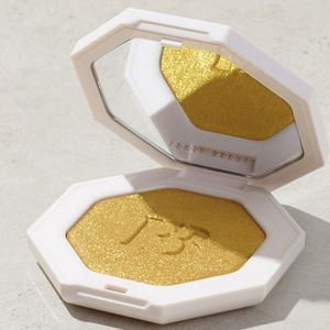 Fenty killawatt highlighter - TROPHY WIFE - NEW